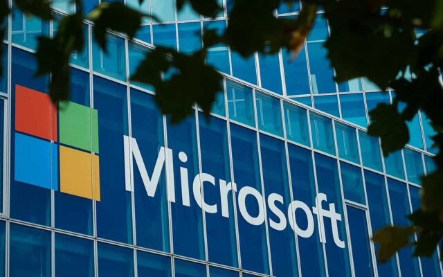Microsoft cloud growth 2026 drives enterprise expansion