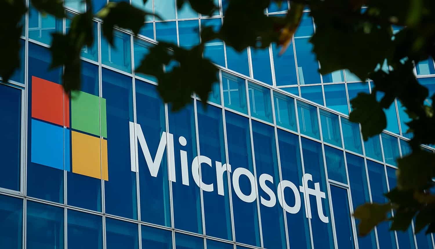 Microsoft cloud growth 2026 drives enterprise expansion