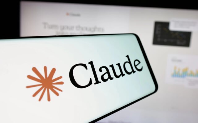Claude Gets Its Own Built-In Browser in Cowork