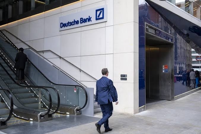Ex-Deutsche Bank private bank employee admits to embezzlement of customer money