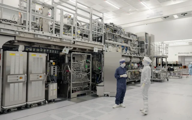 TSMC, Samsung Commit to ASML's Newest Chipmaking Tools as AI Chip Demand Accelerates