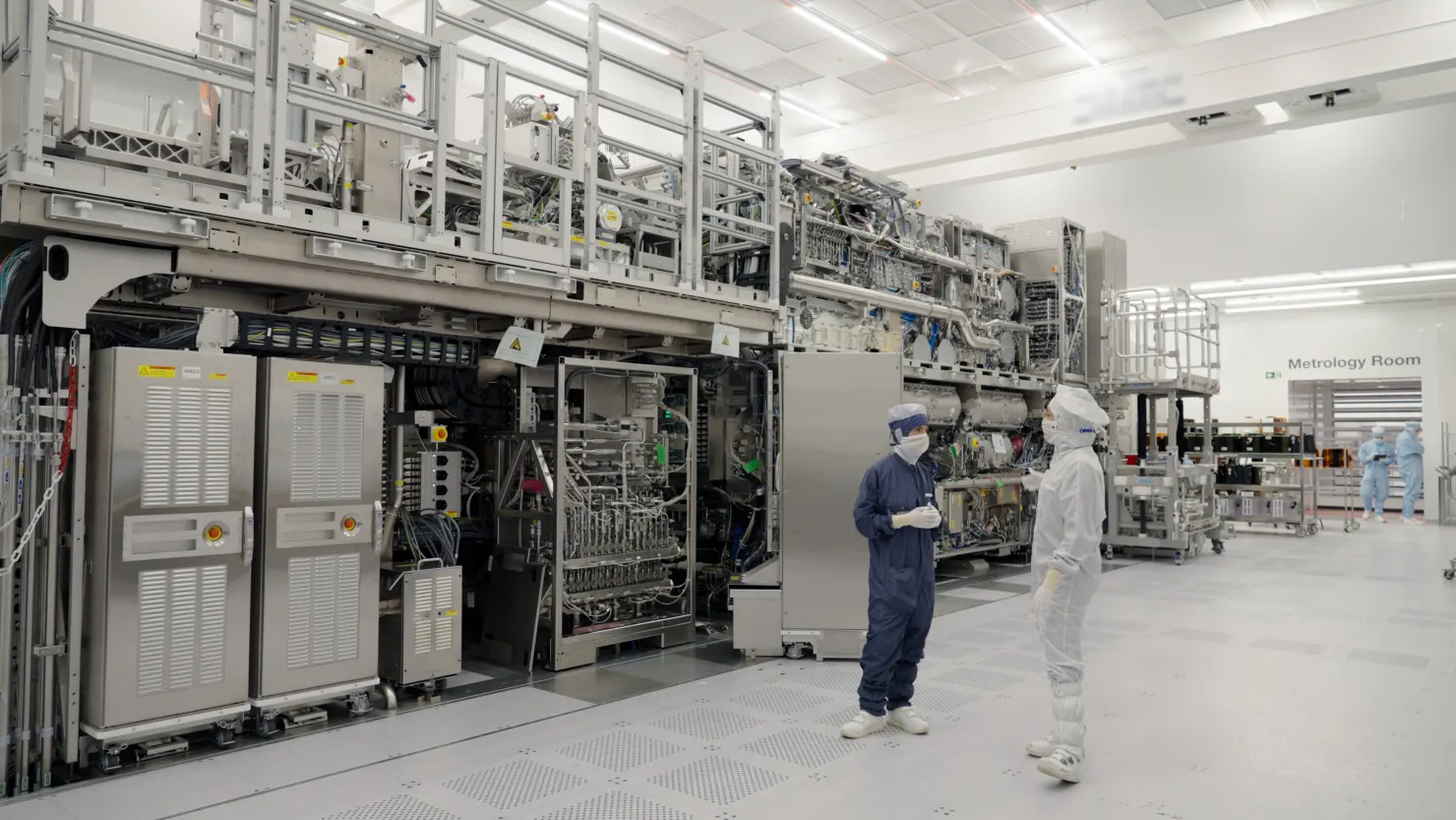 TSMC, Samsung Commit to ASML's Newest Chipmaking Tools as AI Chip Demand Accelerates