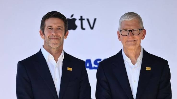 Apple CEO John Ternus Faces AI Test as Siri Overhaul and Foldable iPhone Take Center Stage