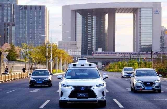 China's Driverless Robotaxis Are Now Cheaper Than a Regular Taxi