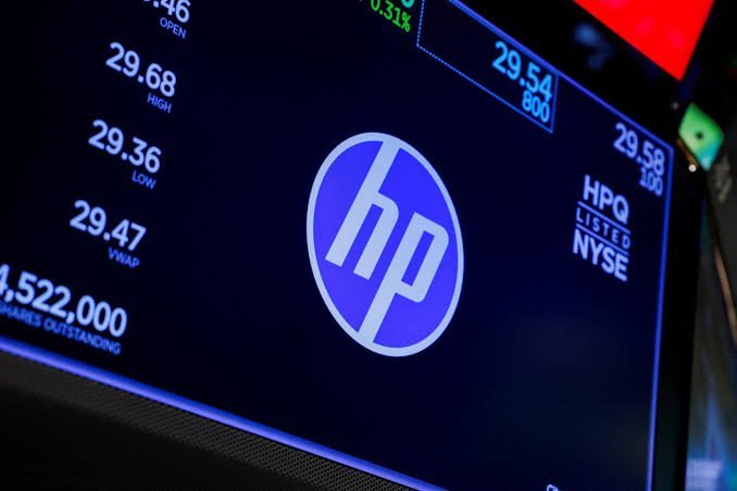 HP Shares Slip After the PC Maker Warns the Industry Will Shrink in 2027