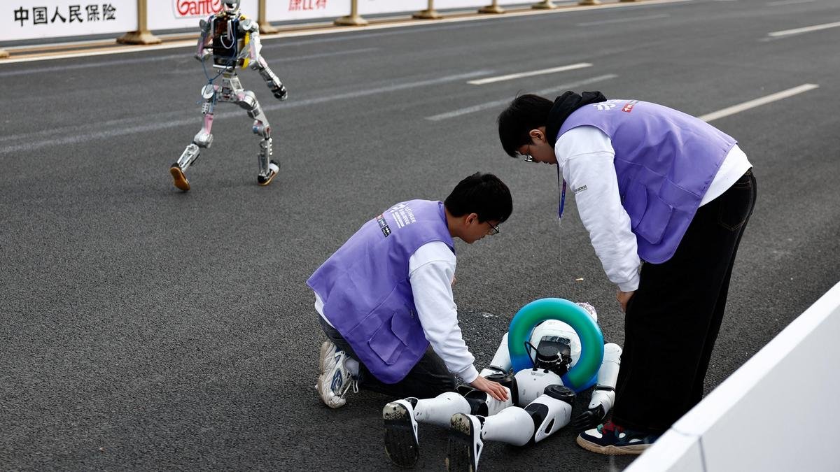 How China Is Preparing for the Risk of AI Escaping Human Control