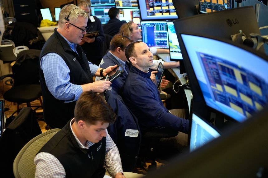 AI Spending Slowdown Fears Grow as Investors React to Calls for New AI Guardrails