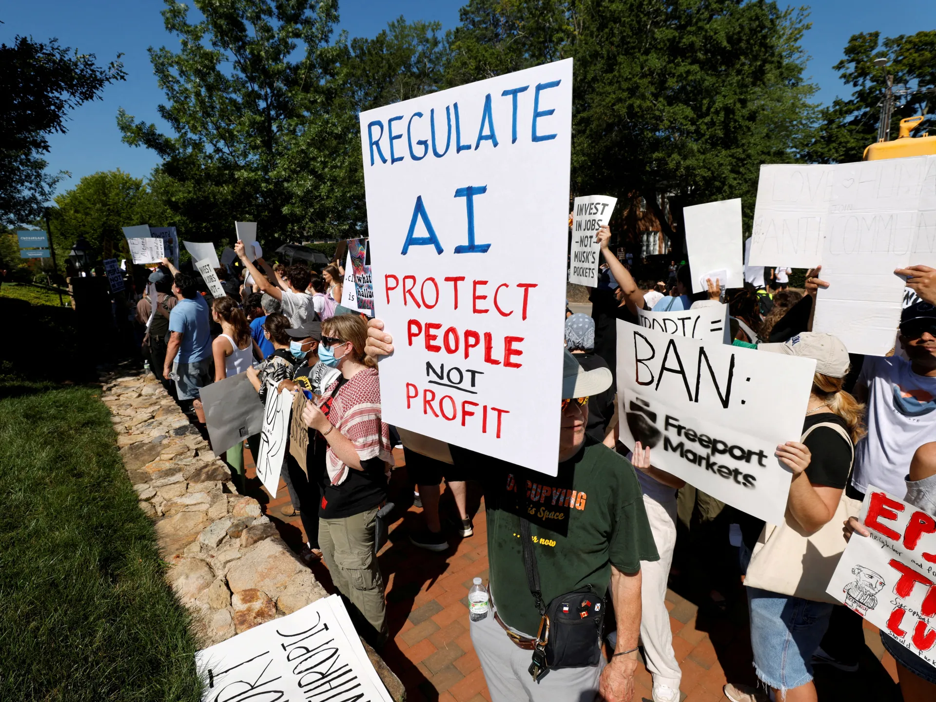 New Poll Finds Three-Quarters of Americans Think AI Companies Aren't Doing Enough to Stop a Disaster