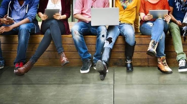 Teen Reading Scores Hit Worst Level This Century as OECD's PISA Study Links Decline to Screen Time