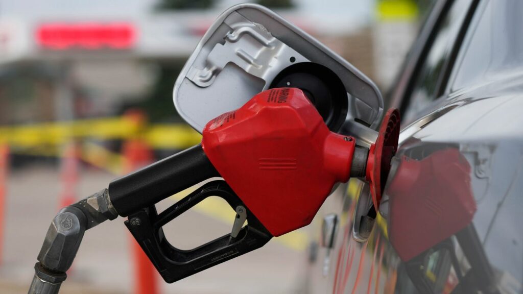 FG Launches 30-Day Discount at NNPC Stations With N1,350 Ceiling as Atiku, NDC and Labour Push Back