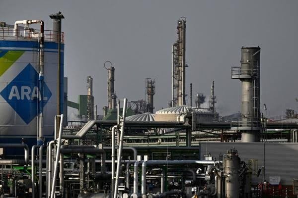 Japan Says No New Oil Reserve Release Planned Despite G7's Fresh 100-Million-Barrel Pledge