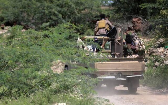 Yemeni Government Forces Seize District Overlooking Bab el-Mandeb Strait, Military Sources Say